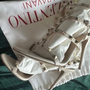 They were a gift and do not fit me